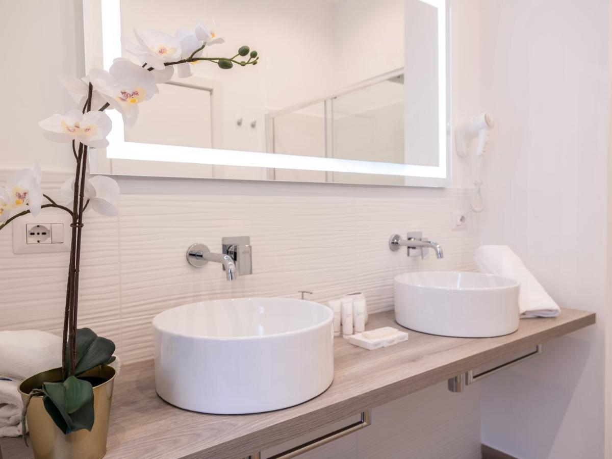 Vatican Palace Suites By Premium Suites Collection Rom Exteriör bild